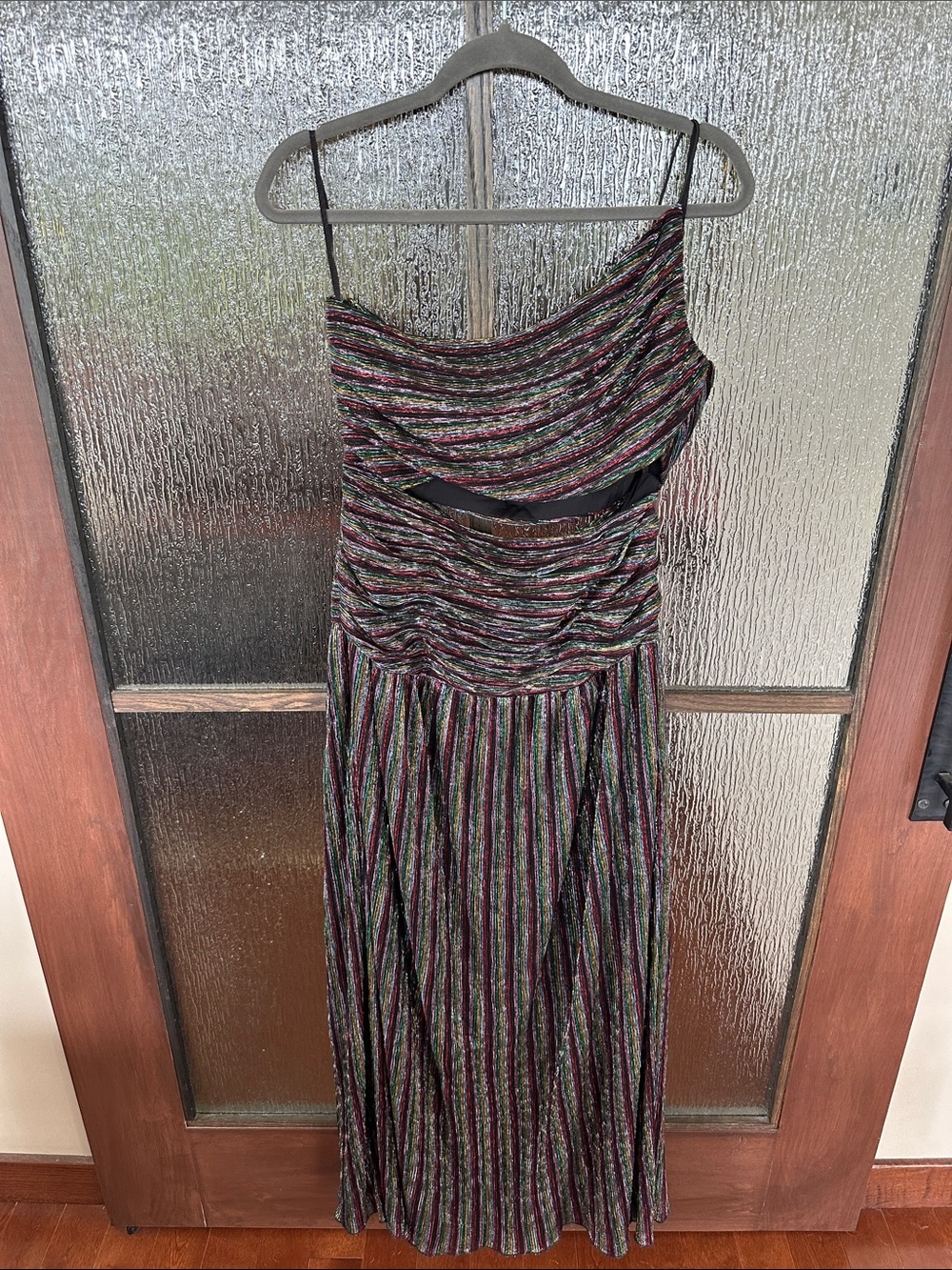 Rebecca Vallance Ronnie cut out one shoulder Gown size US 10. - Picture 11 of 16